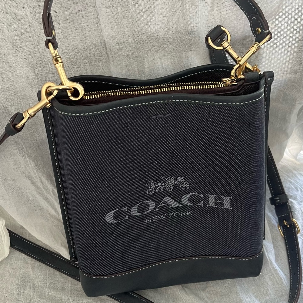 Coach Mollie Bucket Bag